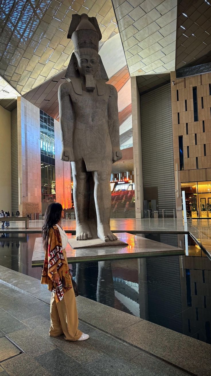 Tour zum Grand Egyptian Museum vom Hafen von Alexandria